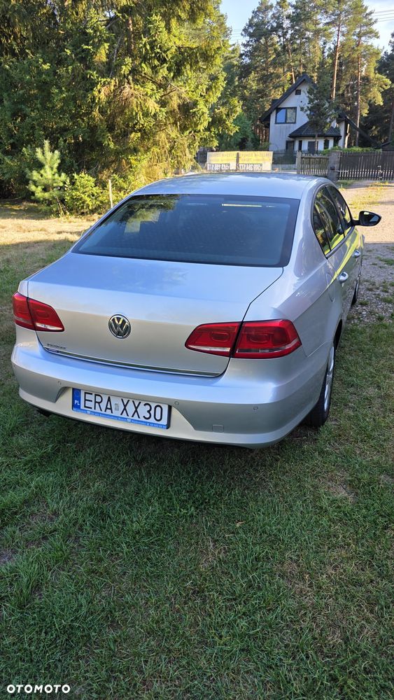 Volkswagen Passat - 3