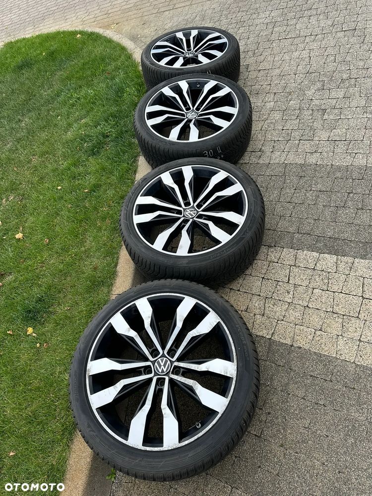Volkswagen Tiguan - 25