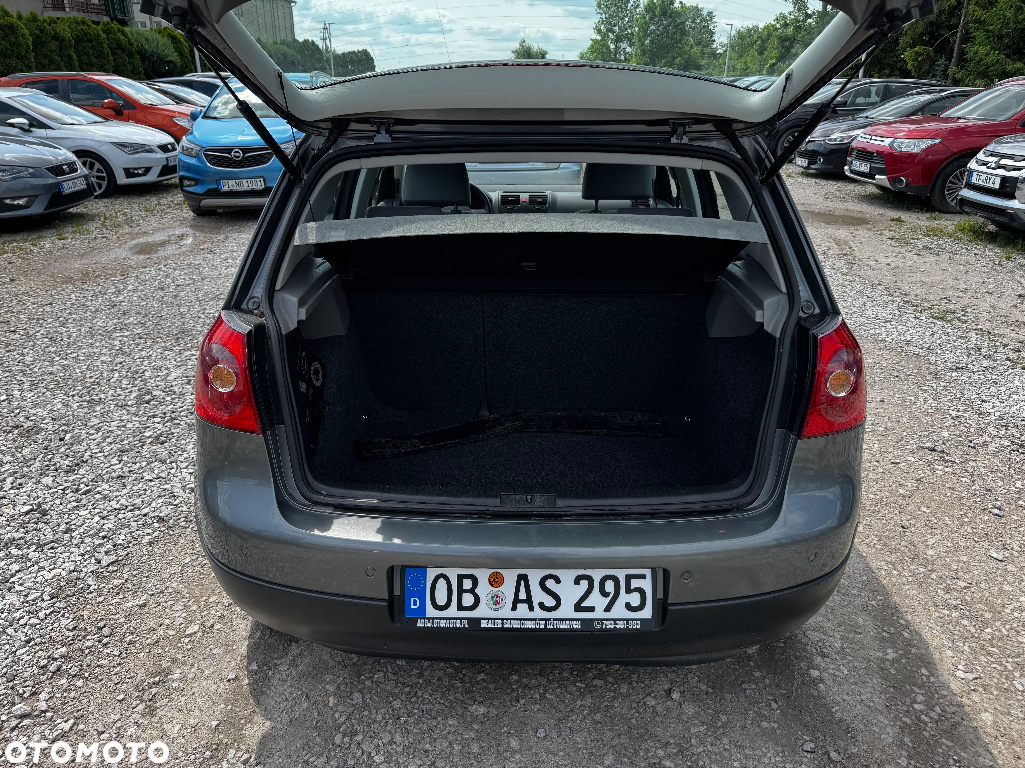Volkswagen Golf 1.6 Trendline - 34