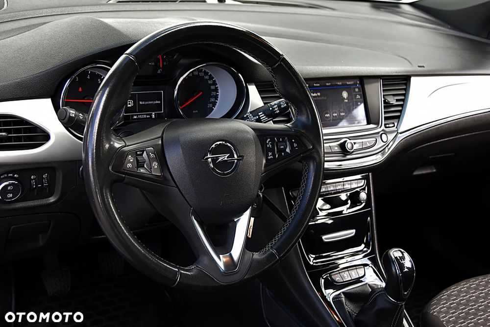 Opel Astra 1.2 T GS Line S&S - 15