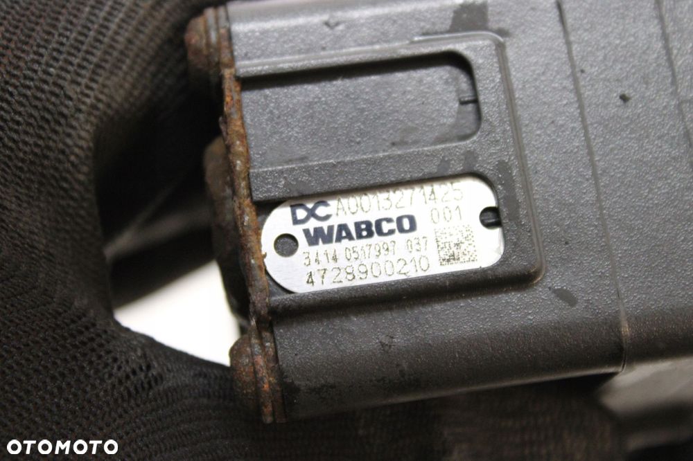 MERCEDES ACTROS MP4 ZAWÓR ECAS PODUSZEK WABCO 0013271425 - 7