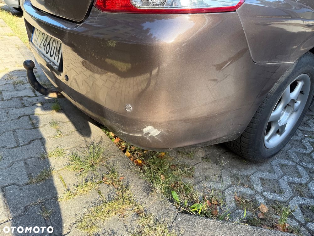 Peugeot 301 1.2 Pure Tech Active - 5