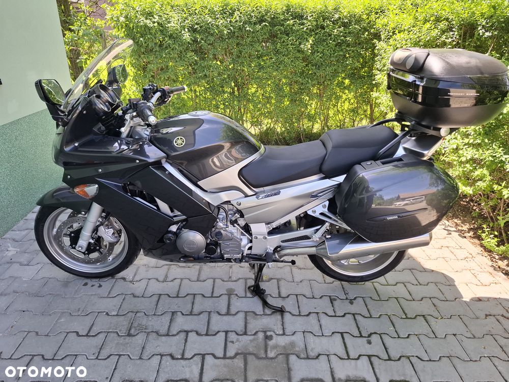 Yamaha FJR - 36