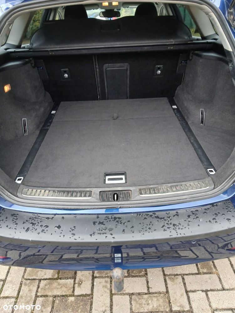 Toyota Avensis - 16