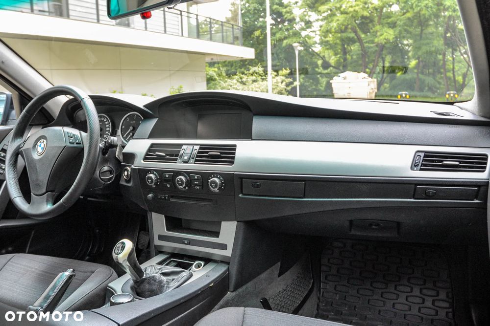BMW Seria 5 - 10