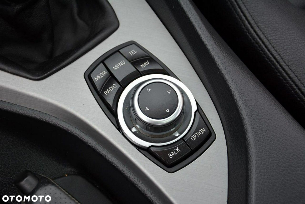 BMW X1 xDrive20d - 32