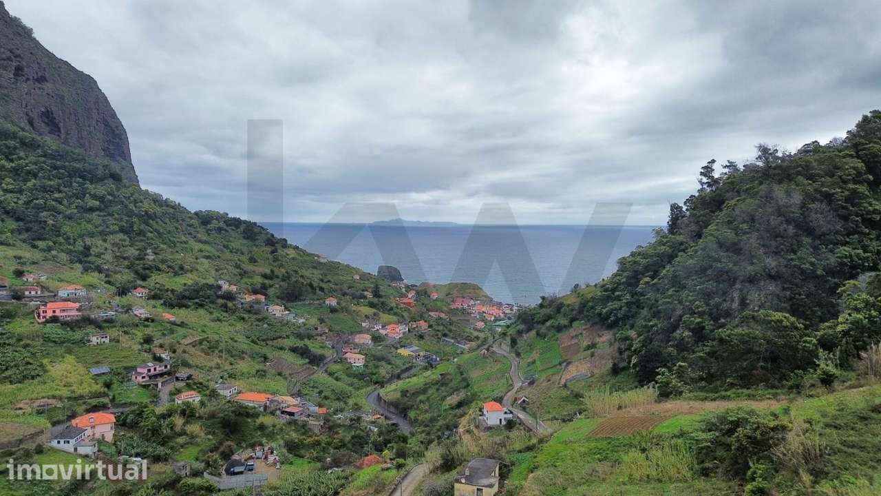 Terreno no Porto da Cruz - Grande imagem: 5/16
