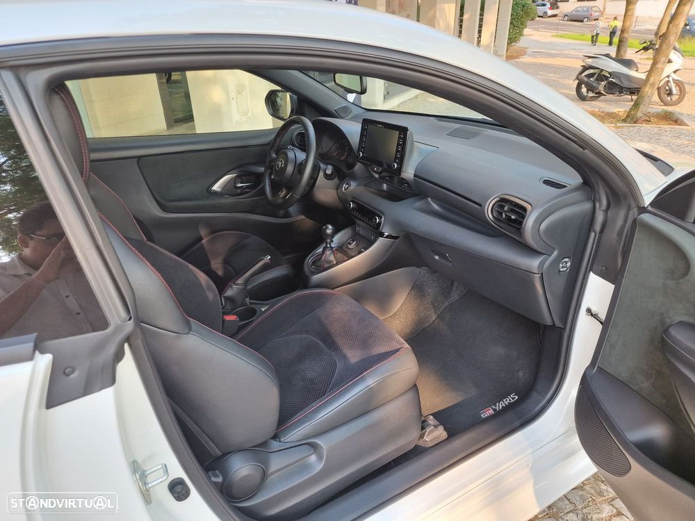 Toyota GR Yaris - 16