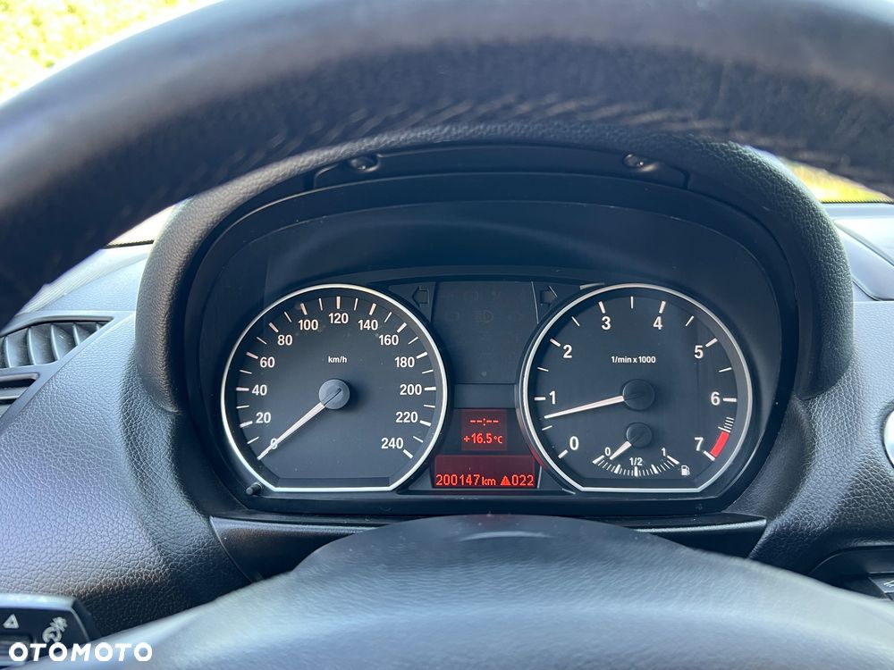 BMW Seria 1 116i - 30