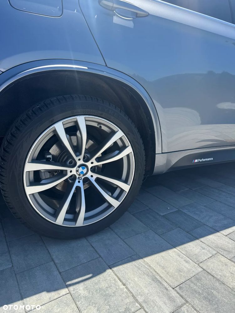 BMW X5 xDrive25d - 11
