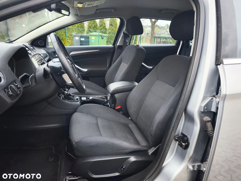 Ford Mondeo 2.0 TDCi Titanium - 16