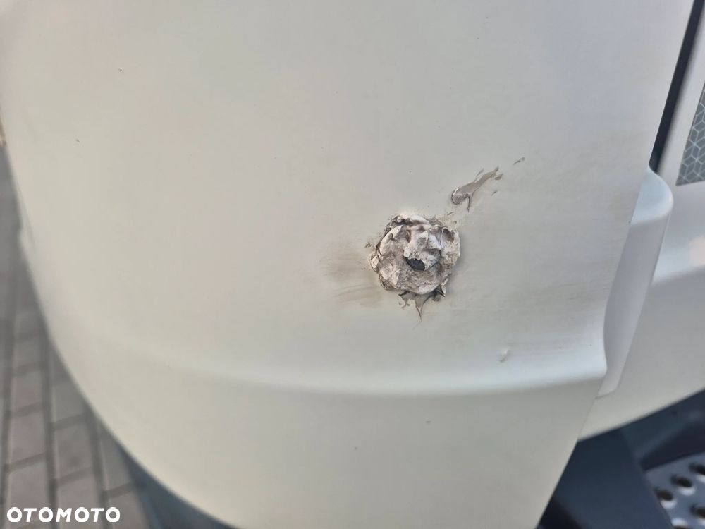 MASKA ATRAPA GRILL BIAŁA MAN TGL TGM EURO 6 - 8