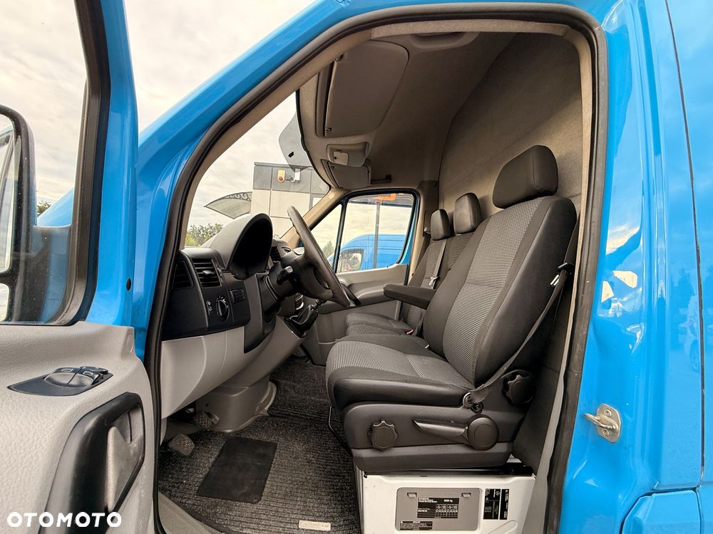 Mercedes-Benz SPRINTER 211 CDI - 25