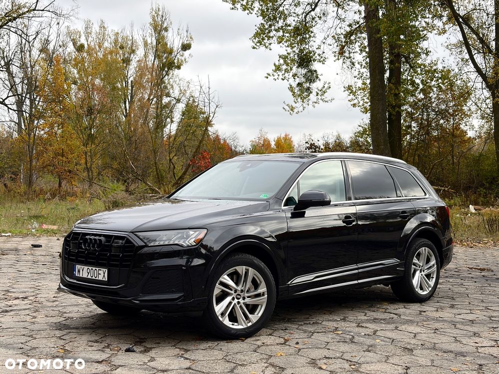 Audi Q7 2021 photo 2