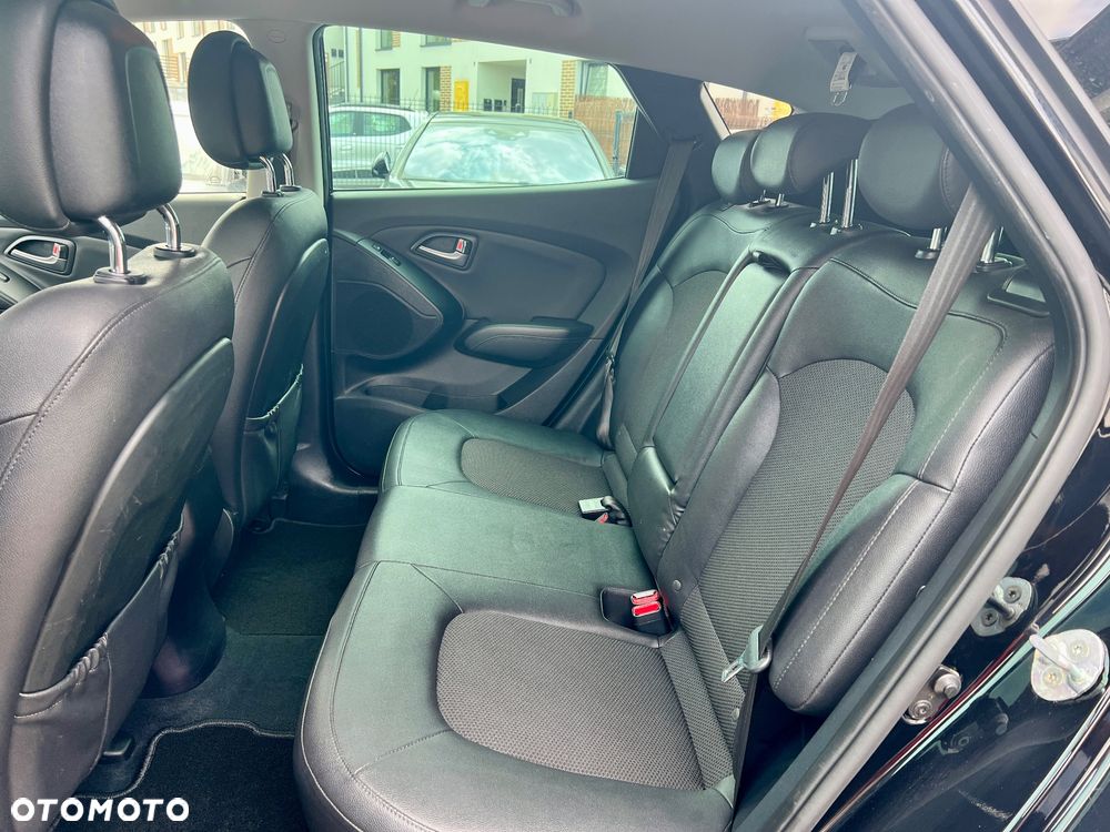 Hyundai ix35 1.6 2WD Fifa World Cup Edition - 21