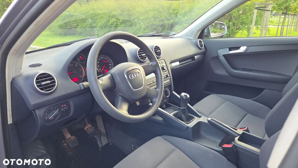 Audi A3 Sportback 1.9 TDIe DPF - 5