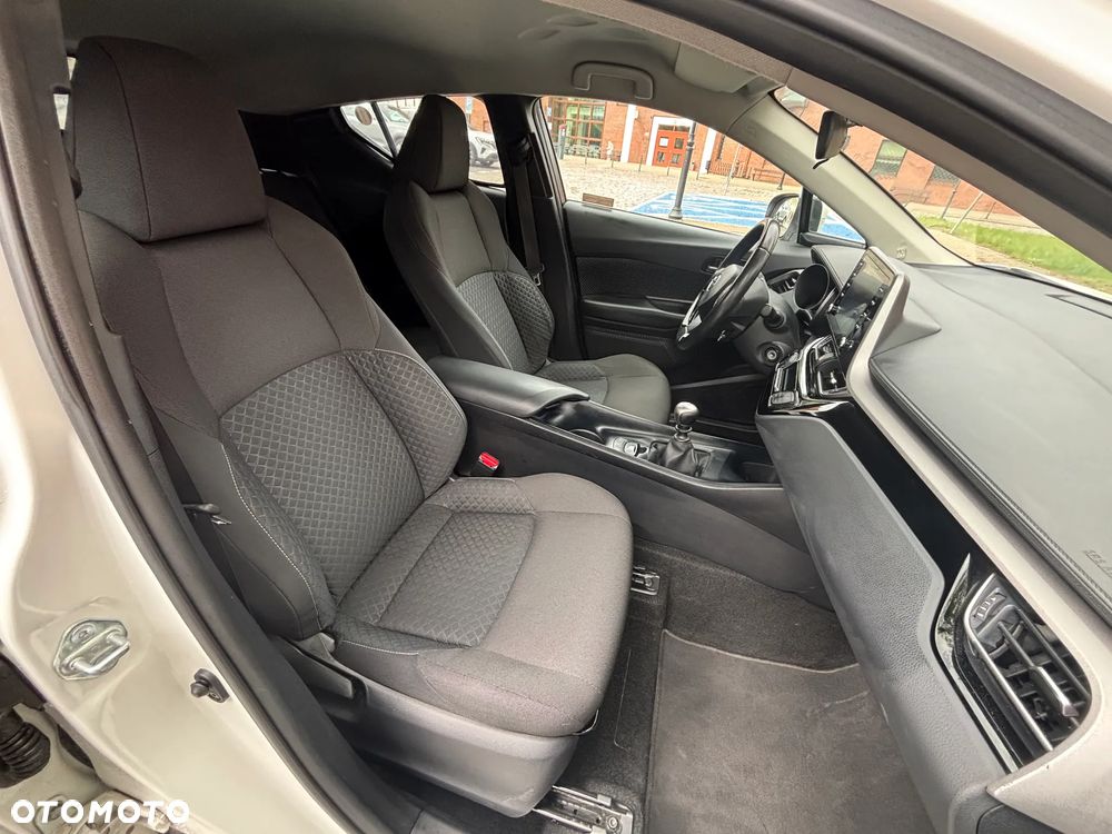 Toyota C-HR 1.2 T GPF Premium - 13