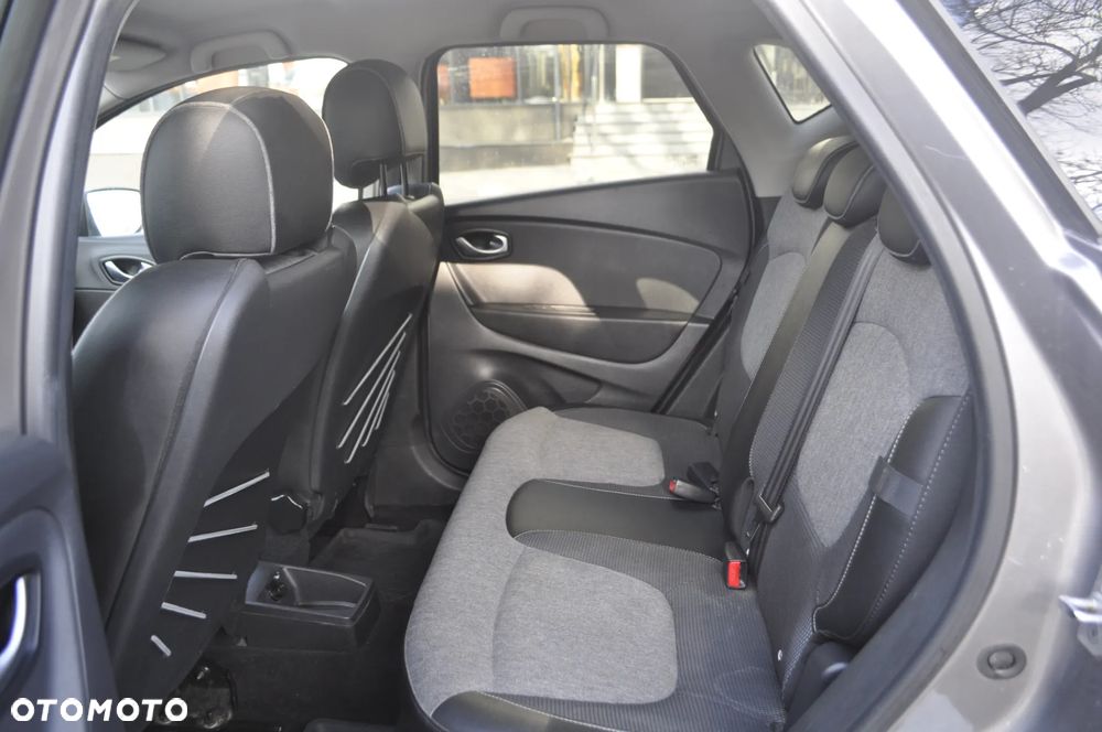 Renault Captur TCe 150 EDC GPF VERSION S - 10