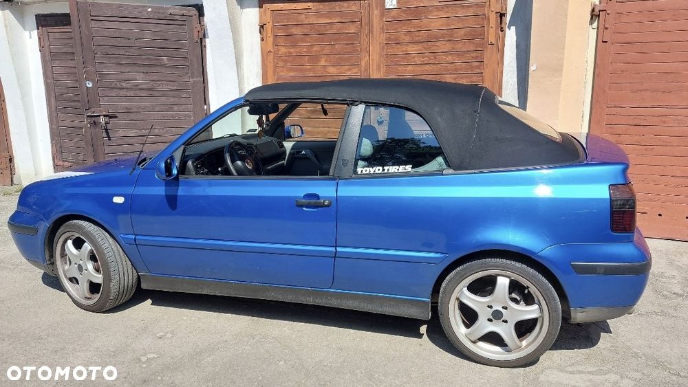 Volkswagen Golf 1.6 - 9