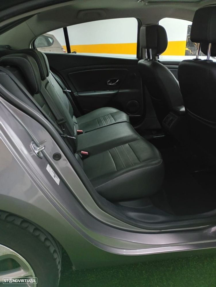 Renault Fluence 1.5 dCi Exclusive - 14