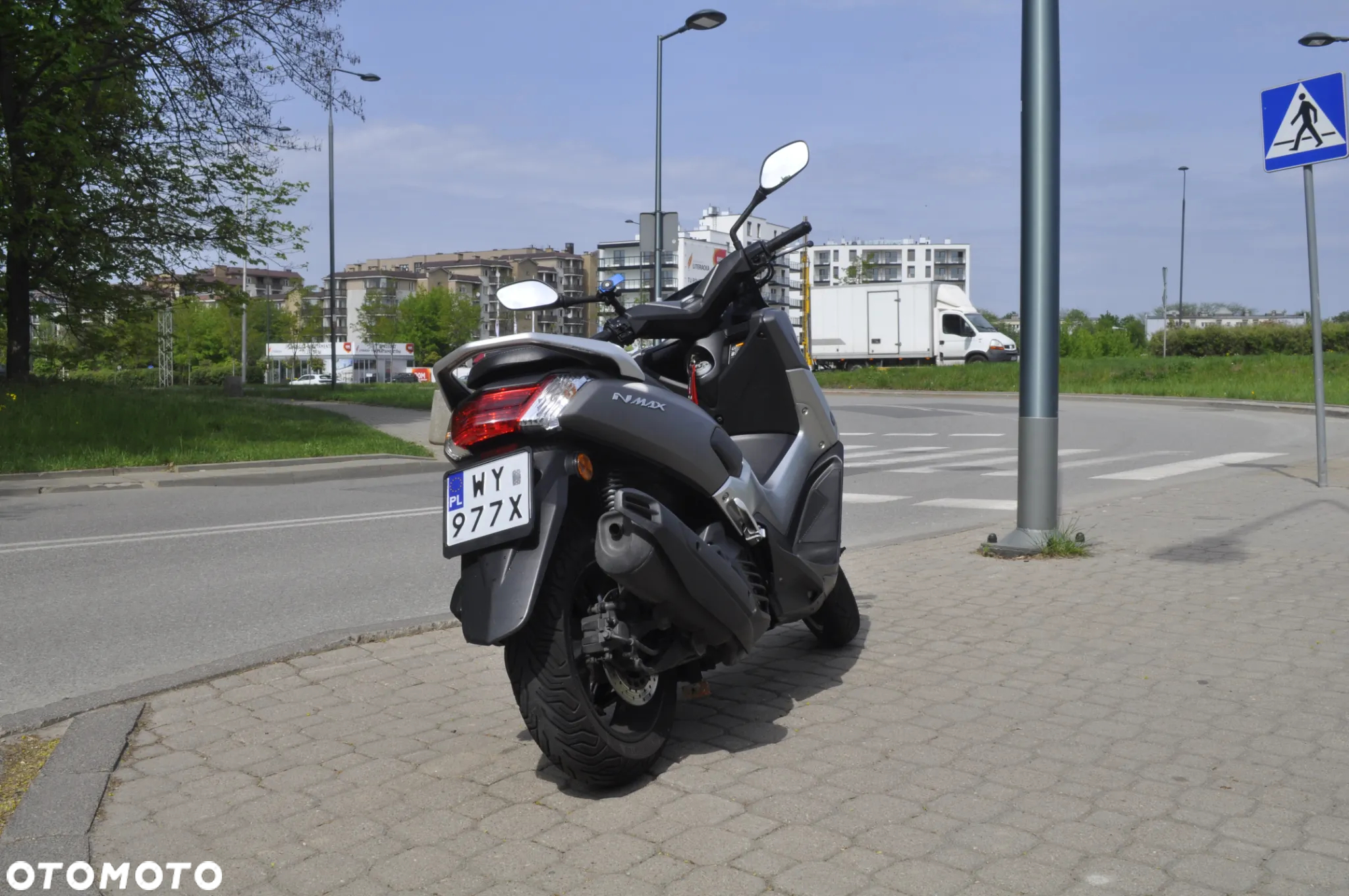 Yamaha NMAX - 3