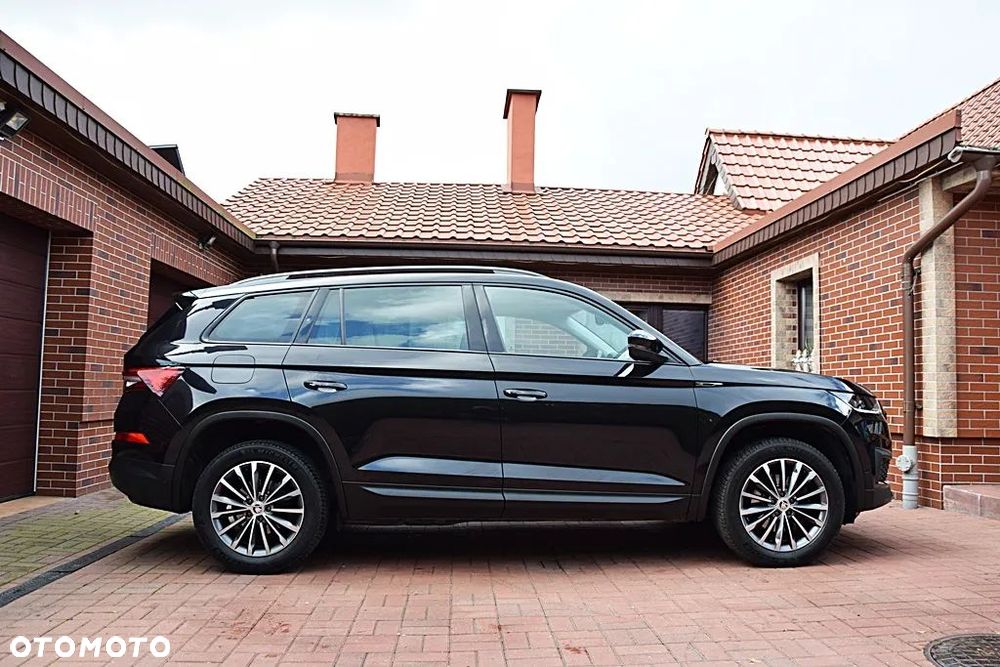 Skoda Kodiaq 2.0 TDI 4x4 DSG Sportline - 6