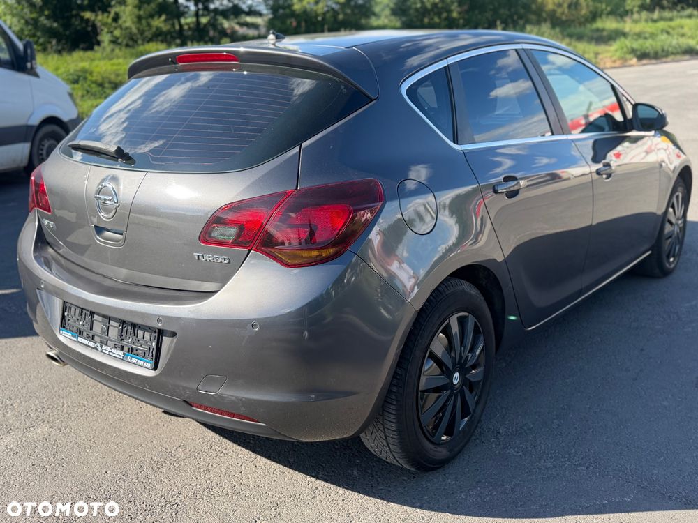 Opel Astra 1.4 Turbo Cosmo - 12
