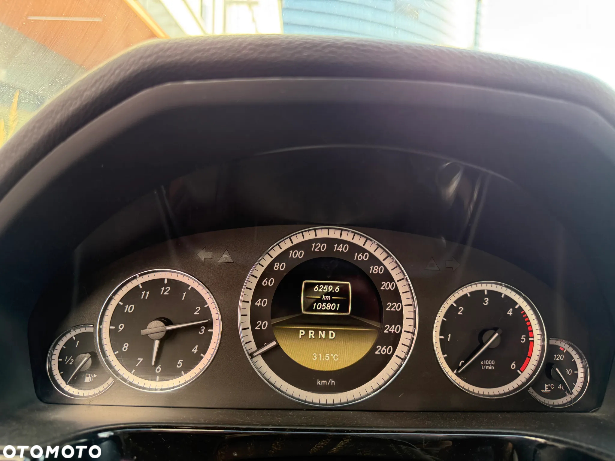 Mercedes-Benz Klasa E 200 CGI BlueEFFICIENCY Automatik Avantgarde - 19
