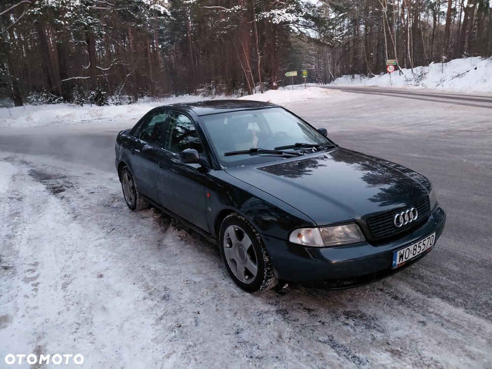 Audi A4 Limousine 2.6 - 6