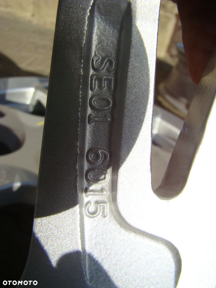 a452 5x100 Toyota Yaris Verso S Prius 6jx15 - 6