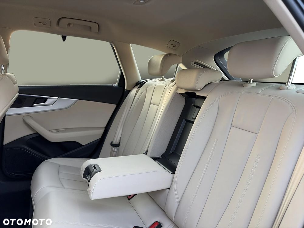 Audi A4 Avant 40 TDI mHEV Quattro S tronic - 17