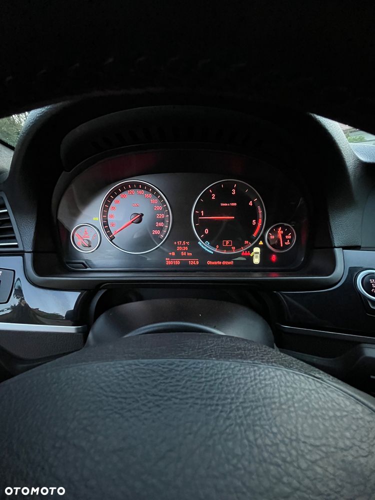 BMW Seria 5 520d - 11