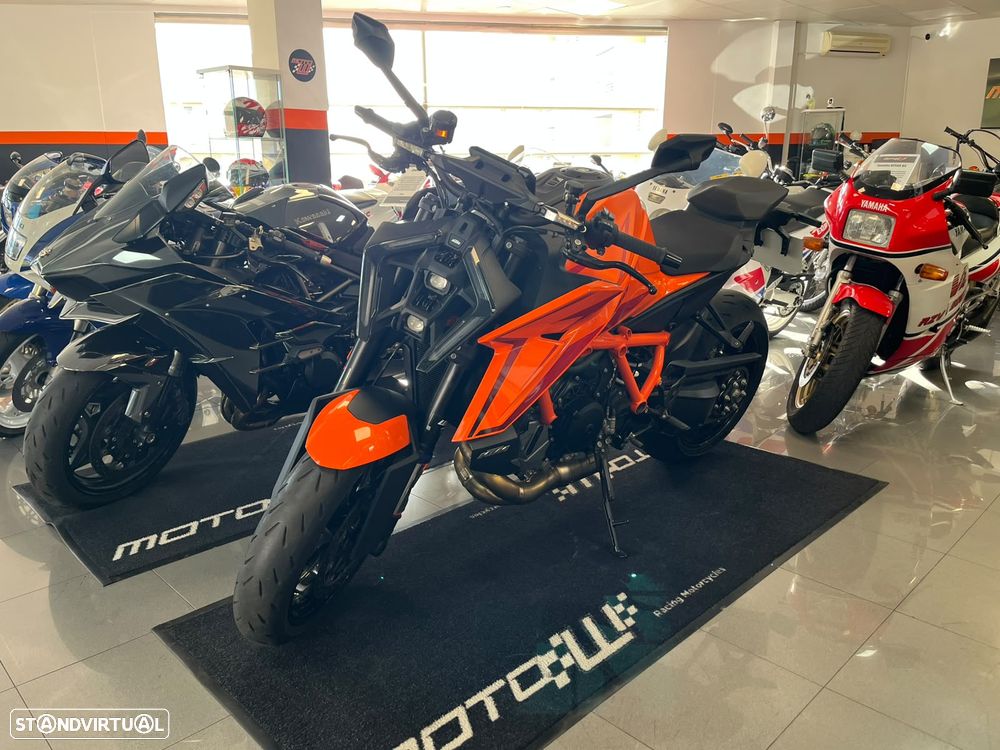 KTM 1390 Super Duke R R - 1