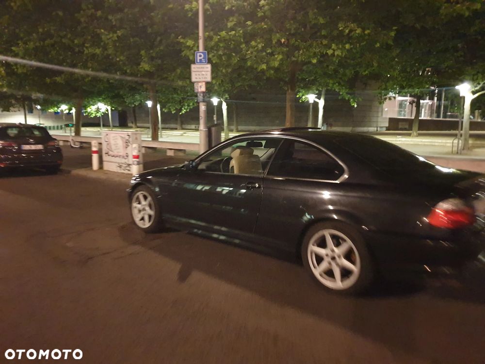 BMW Seria 3 323Ci - 19