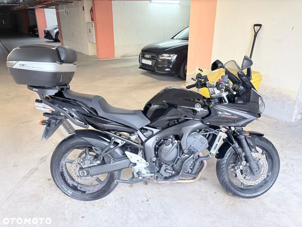 Yamaha FZ6 - 2