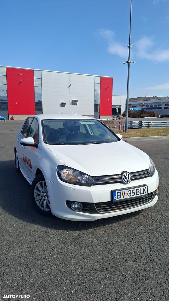 Volkswagen Golf 1.6 TDI DPF BlueMotion Technology Highline - 4