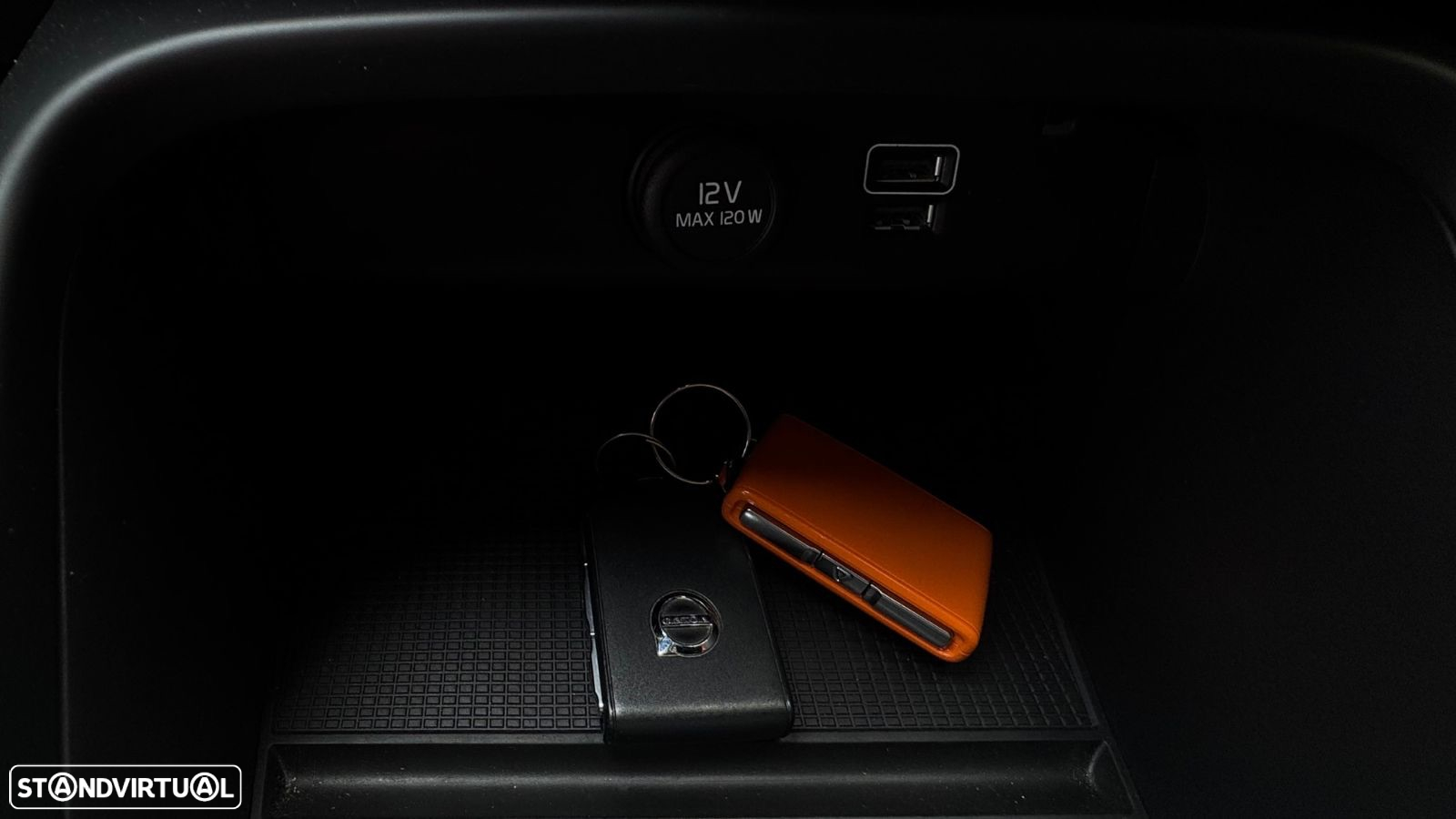 Volvo XC 40 1.5 T5 PHEV Momentum Plus - 9