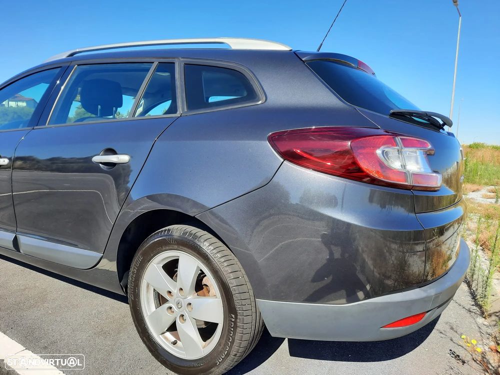 Renault Mégane Sport Tourer 1.5 dCi Dynamique - 9