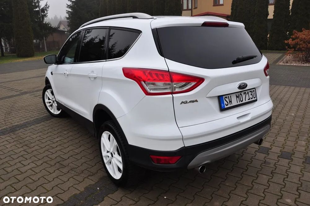 Ford Kuga 2.0 TDCi 4x4 Titanium - 23