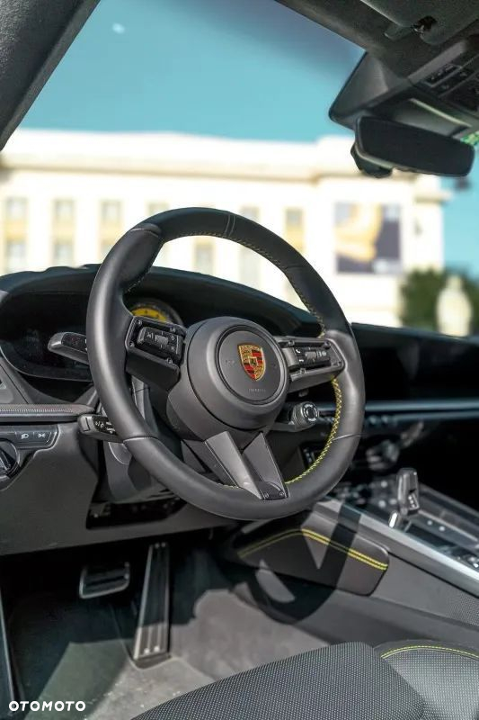 Porsche 911 Turbo S - 10