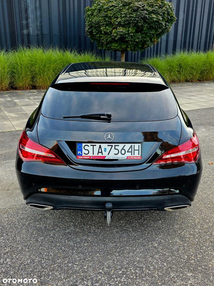 Mercedes-Benz CLA 200 Urban - 11