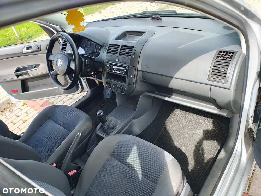 Volkswagen Polo - 7