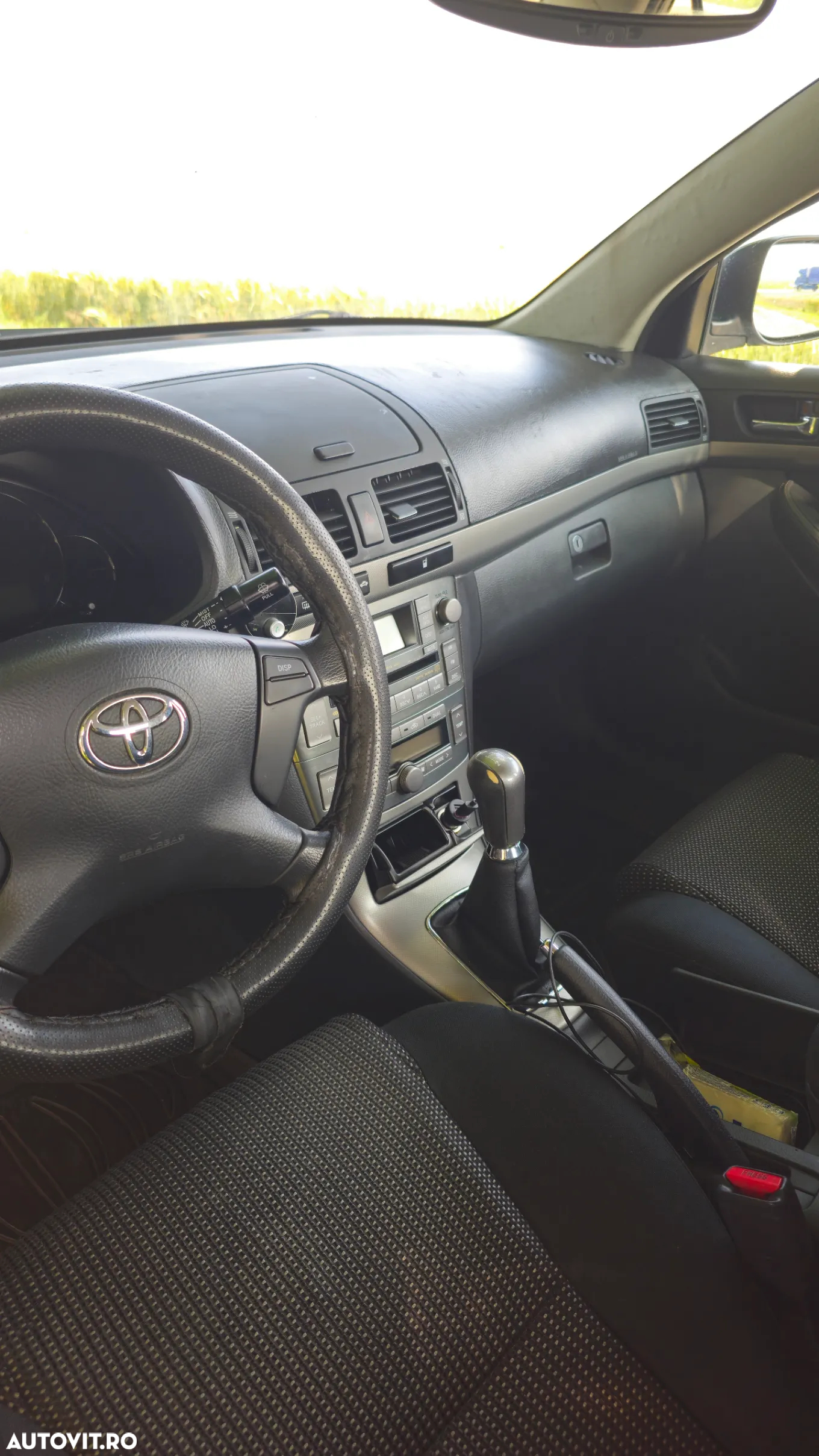 Toyota Avensis 1.8 Executiv - 7