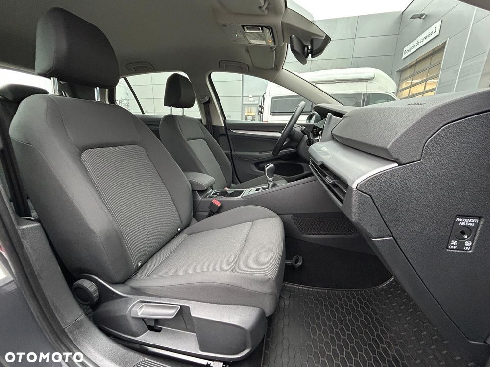 Volkswagen Golf 1.0 TSI - 17