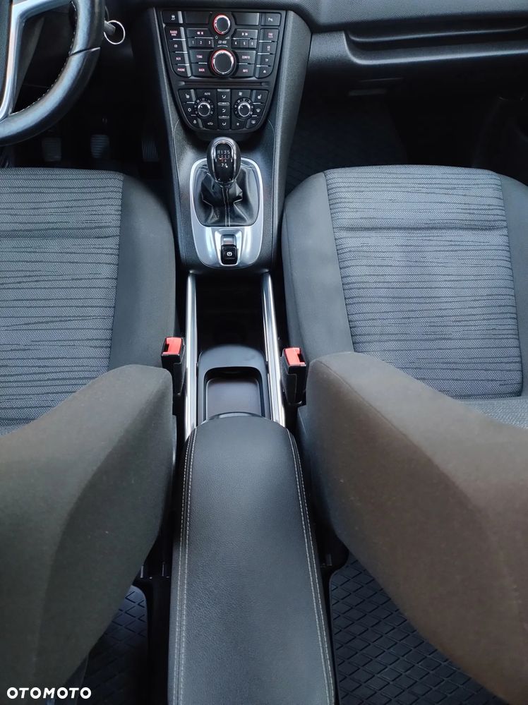 Opel Meriva 1.4 Active - 30