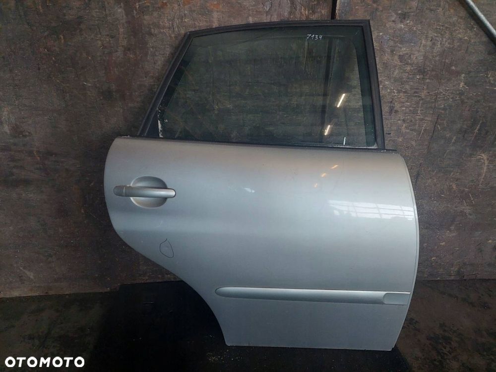 DRZWI KOMPLETNE PRAWY TYŁ SEAT IBIZA III LA7W - 1