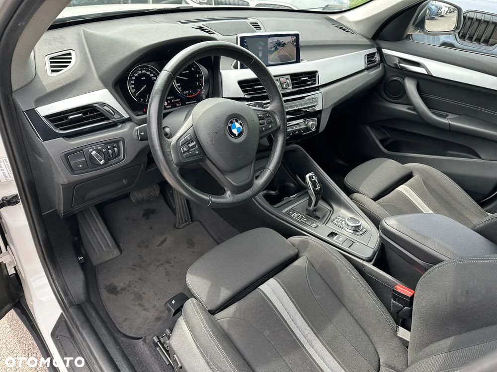 BMW X1 xDrive18d Advantage - 12