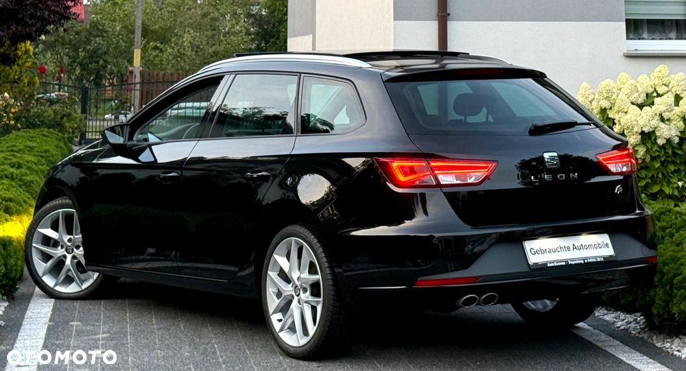 Seat Leon Sportstourer 2.0 TDI FR S&S DSG - 29
