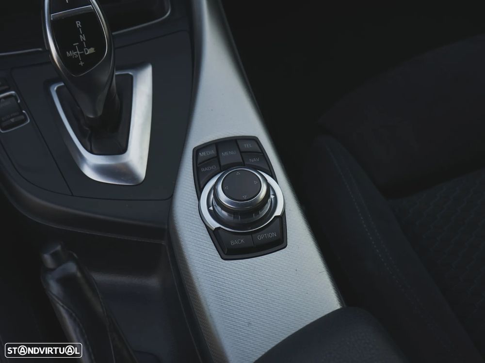 BMW 220 d Aut. M Sport - 26