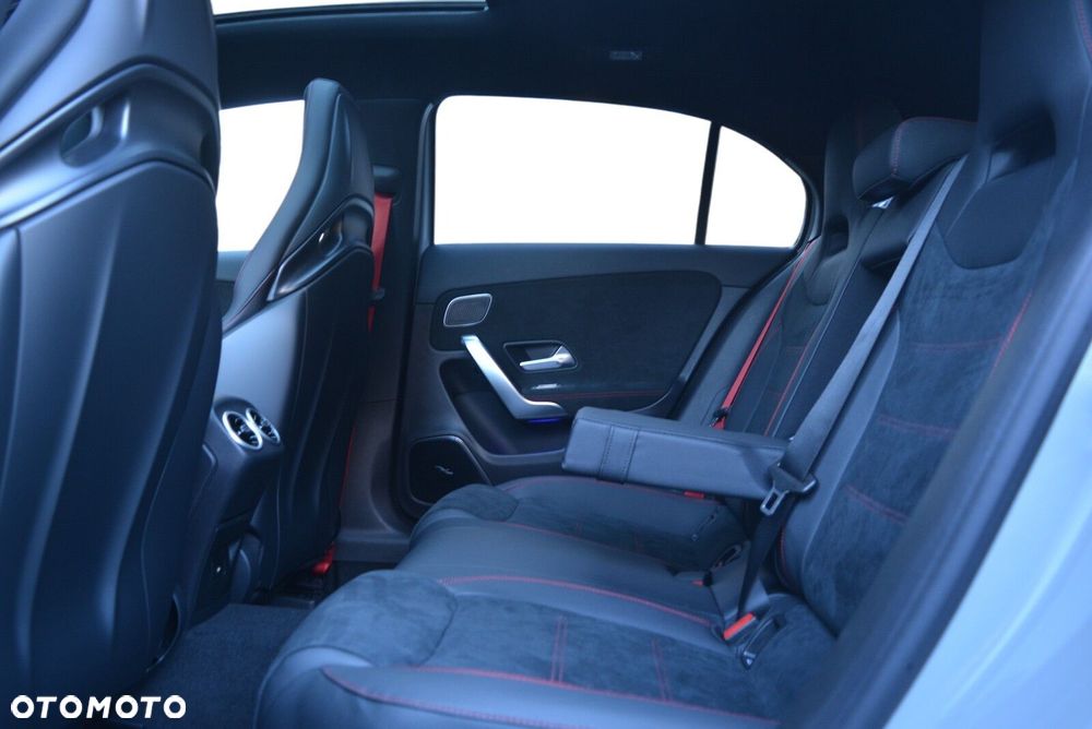 Mercedes-Benz Klasa A 45 S AMG 4-Matic 8G-DCT - 8